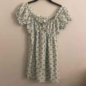 Green tilly’s baby doll dress floral